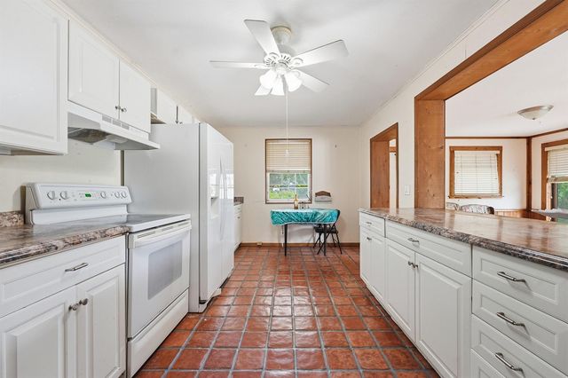7689 Lawrence Road, Boynton Beach, FL 33436