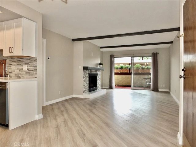 2805 E East 3rd Street 6, Long Beach, CA 90814