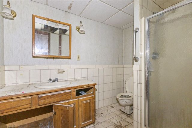 73 Wainwright Street, Providence, RI 02908