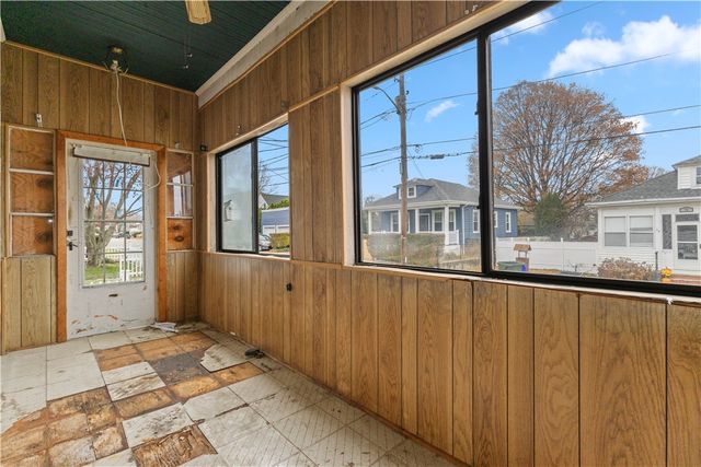 73 Wainwright Street, Providence, RI 02908