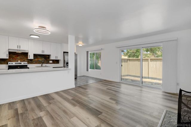 2388 Grand, San Diego, CA 92109