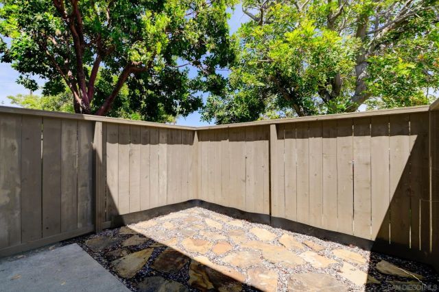 2388 Grand, San Diego, CA 92109