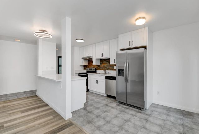 2388 Grand, San Diego, CA 92109