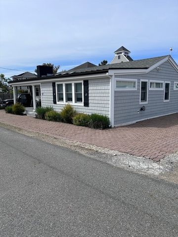 12 Barker WINTER, Newburyport, MA 01950
