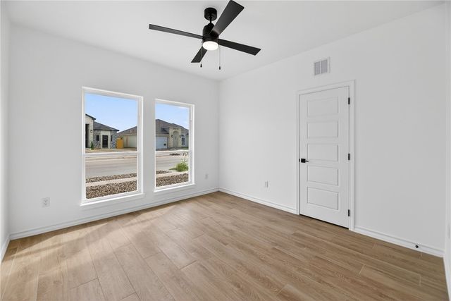 6857 La Salle Dr, Corpus Christi, TX 78414