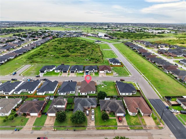 6857 La Salle Dr, Corpus Christi, TX 78414