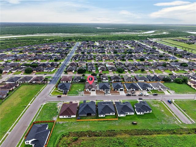 6857 La Salle Dr, Corpus Christi, TX 78414