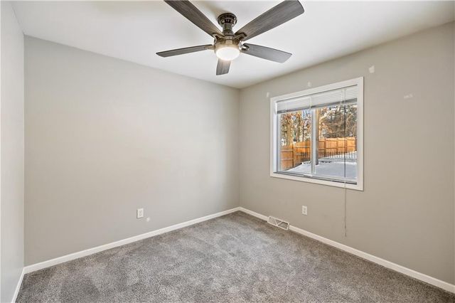 1217 Boulevard Place, Eau Claire, WI 54703