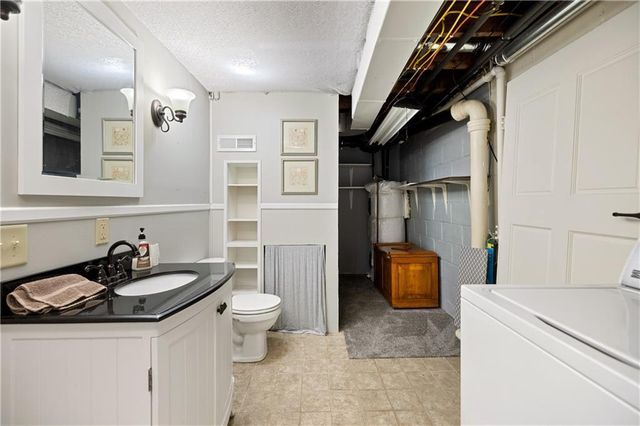 1217 Boulevard Place, Eau Claire, WI 54703