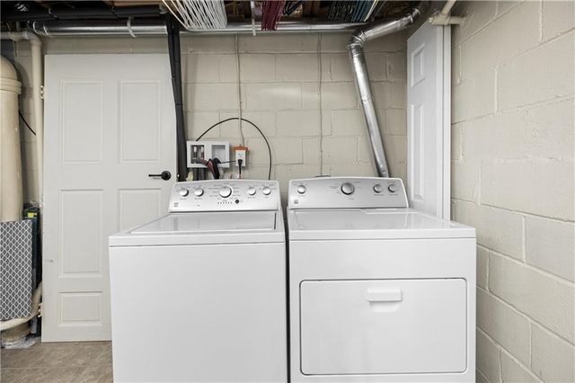 1217 Boulevard Place, Eau Claire, WI 54703