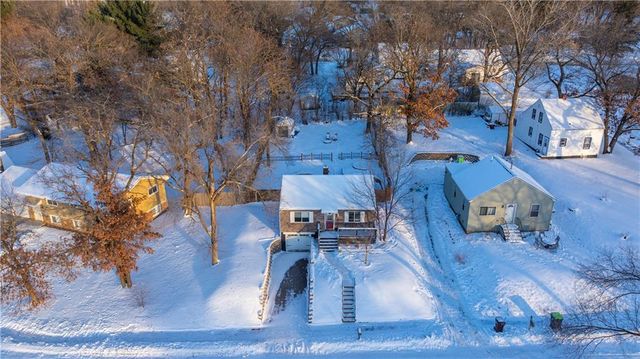 1217 Boulevard Place, Eau Claire, WI 54703
