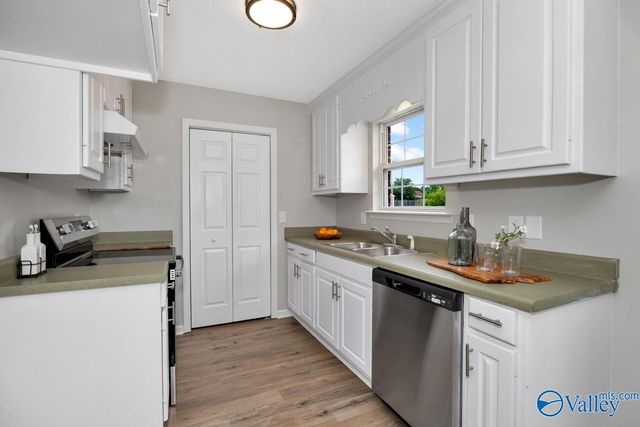 107 Silver Poplar Place, Harvest, AL 35749