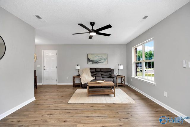 107 Silver Poplar Place, Harvest, AL 35749