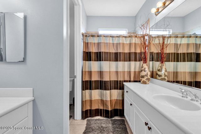 5100 Topaz Lane SW, Vero Beach, FL 32968