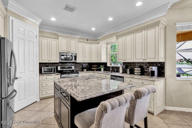 5100 Topaz Lane SW, Vero Beach, FL 32968