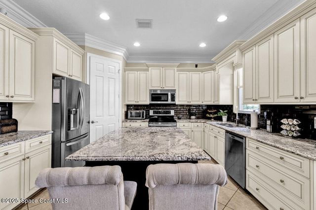 5100 Topaz Lane SW, Vero Beach, FL 32968