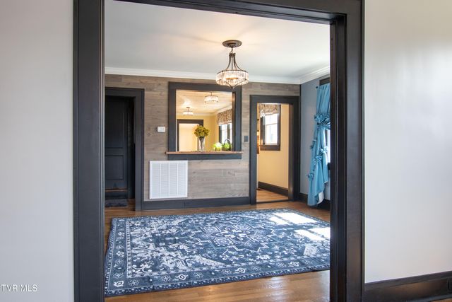 855 Marion Avenue, Bristol, TN 37620