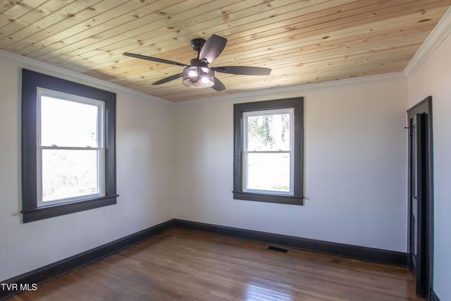 855 Marion Avenue, Bristol, TN 37620