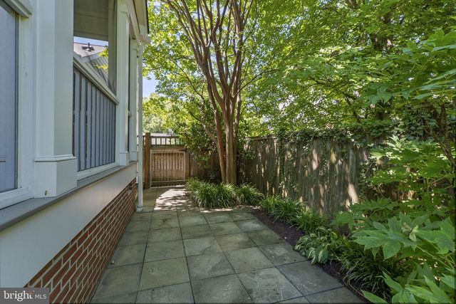 4909 AURORA DR, Kensington, MD 20895