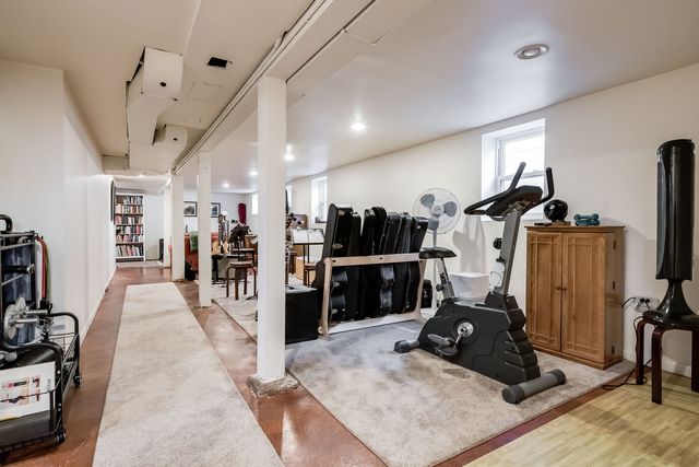 1032 Clinton Avenue, Oak Park, IL 60304