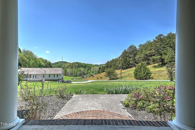 343 Barr Road, Blountville, TN 37617