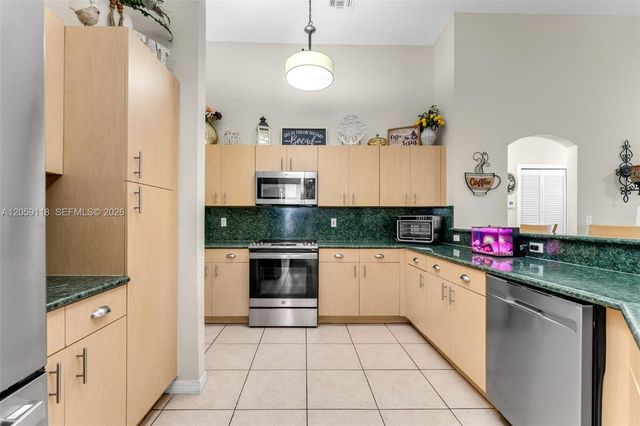 6265 SW 161st Place, Miami, FL 33193