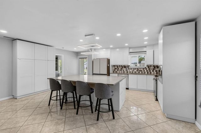 2388 Zeder Avenue, Delray Beach, FL 33444