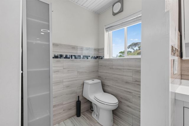 2388 Zeder Avenue, Delray Beach, FL 33444
