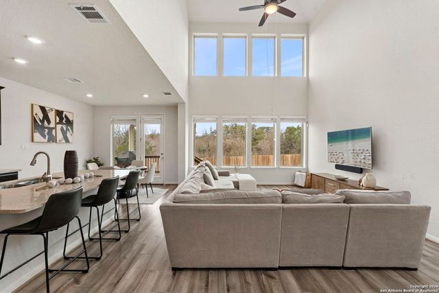 9565 Witten Drive, San Antonio, TX 78254