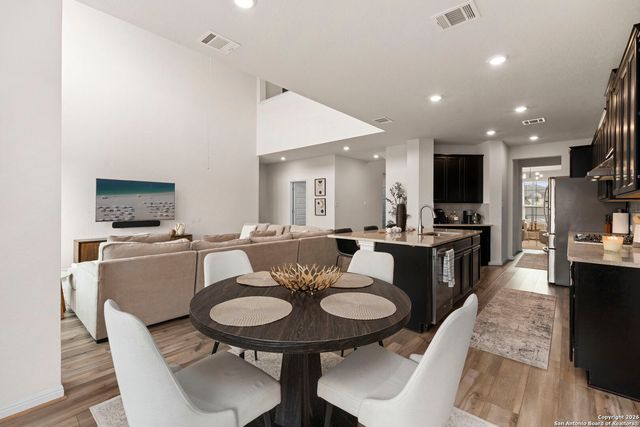 9565 Witten Drive, San Antonio, TX 78254