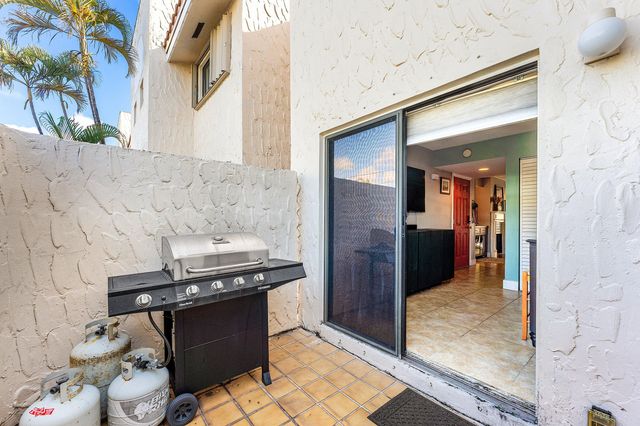 236 SE 10th Avenue, Pompano Beach, FL 33060