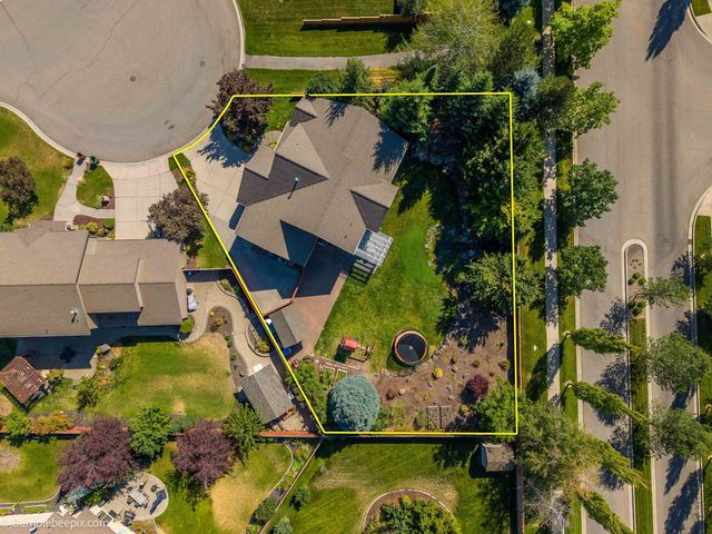 5916 S Windstar St, Spokane, WA 99224