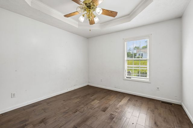 510 Corlew Cir, White Bluff, TN 37187