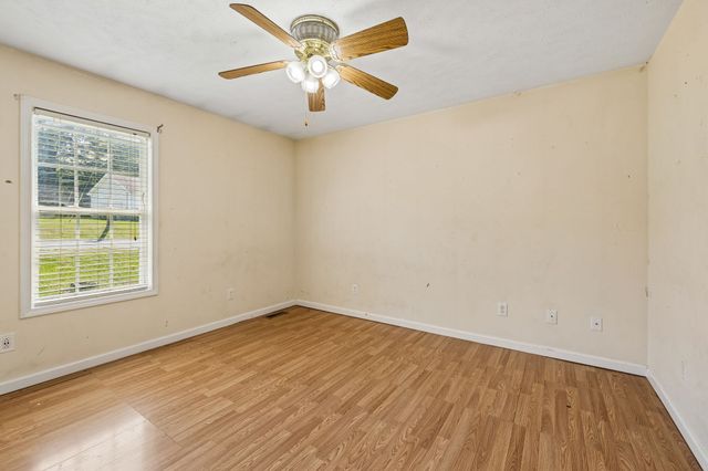510 Corlew Cir, White Bluff, TN 37187