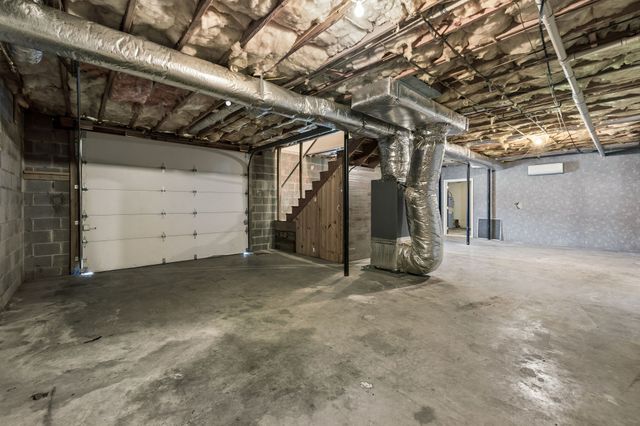 510 Corlew Cir, White Bluff, TN 37187
