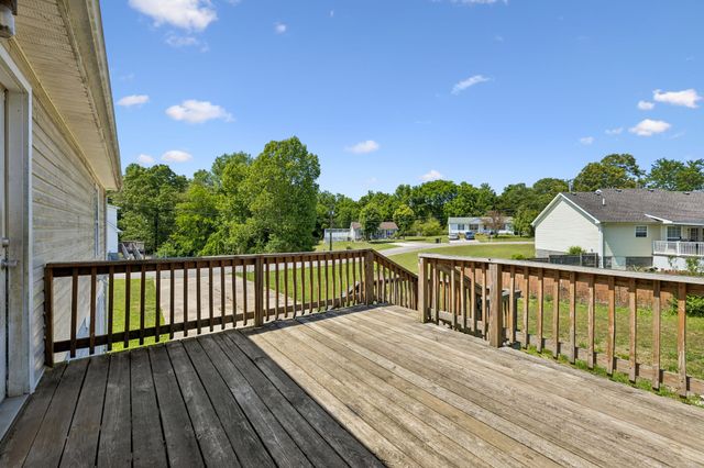 510 Corlew Cir, White Bluff, TN 37187