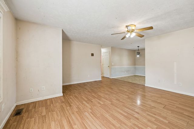 510 Corlew Cir, White Bluff, TN 37187