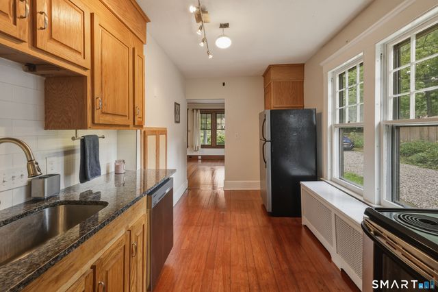 46 Old Mill Lane, West Hartford, CT 06107