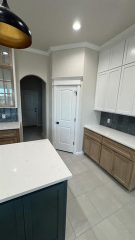 8005 NW 146th Street, Oklahoma City, OK 73142