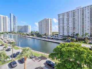 400 Kings Point Dr 523, Sunny Isles Beach, FL 33160