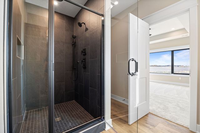 1911 NE Pond View Court, Ankeny, IA 50021