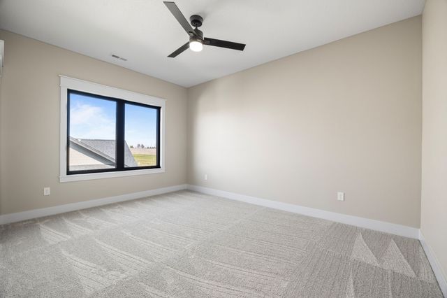 1911 NE Pond View Court, Ankeny, IA 50021