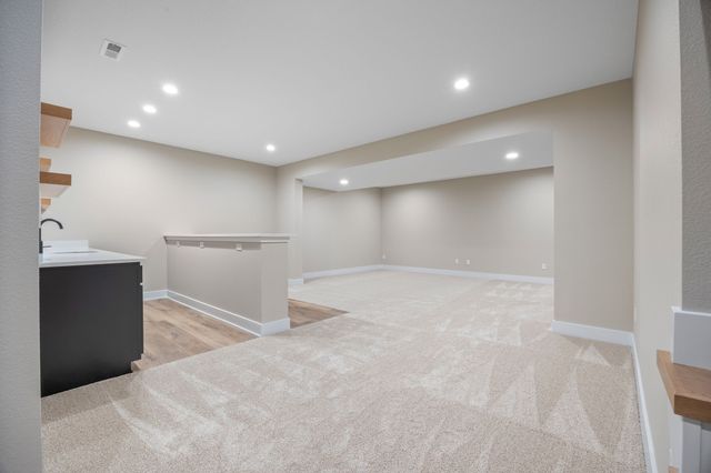 1911 NE Pond View Court, Ankeny, IA 50021