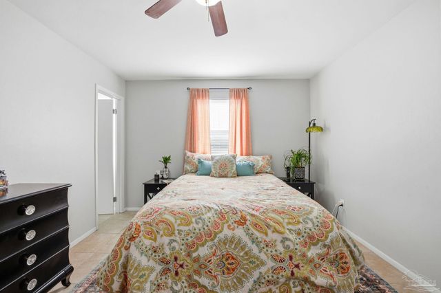 3563 Southwind Dr A and B, Gulf Breeze, FL 32563