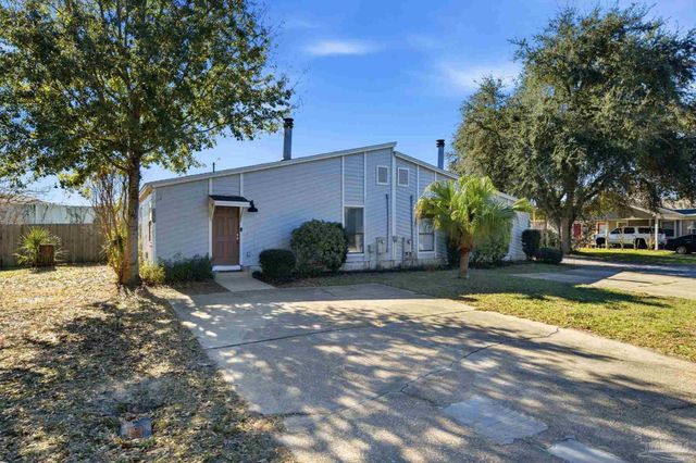 3563 Southwind Dr A and B, Gulf Breeze, FL 32563