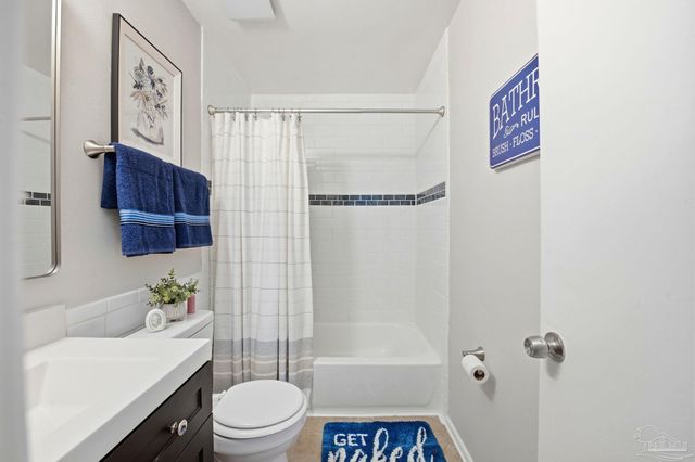 3563 Southwind Dr A and B, Gulf Breeze, FL 32563