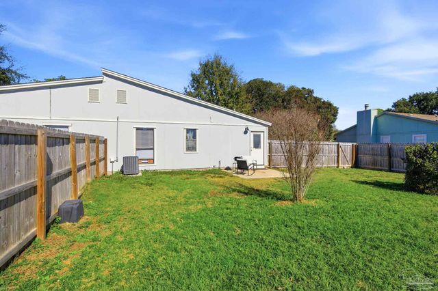 3563 Southwind Dr A and B, Gulf Breeze, FL 32563