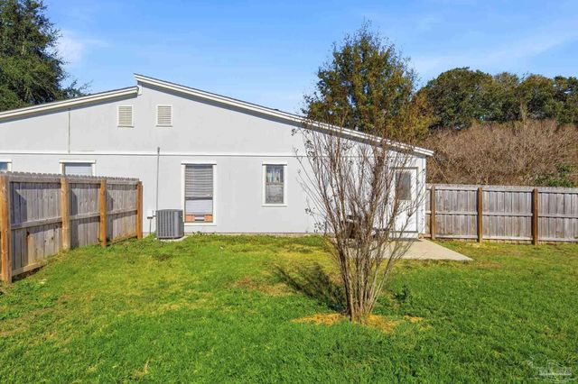 3563 Southwind Dr A and B, Gulf Breeze, FL 32563