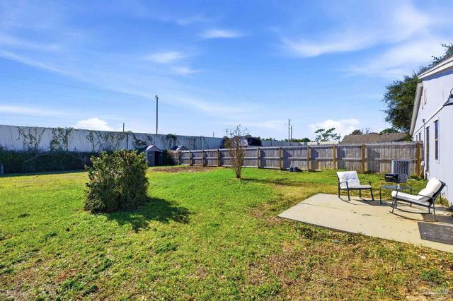 3563 Southwind Dr A and B, Gulf Breeze, FL 32563