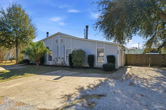 3563 Southwind Dr A and B, Gulf Breeze, FL 32563